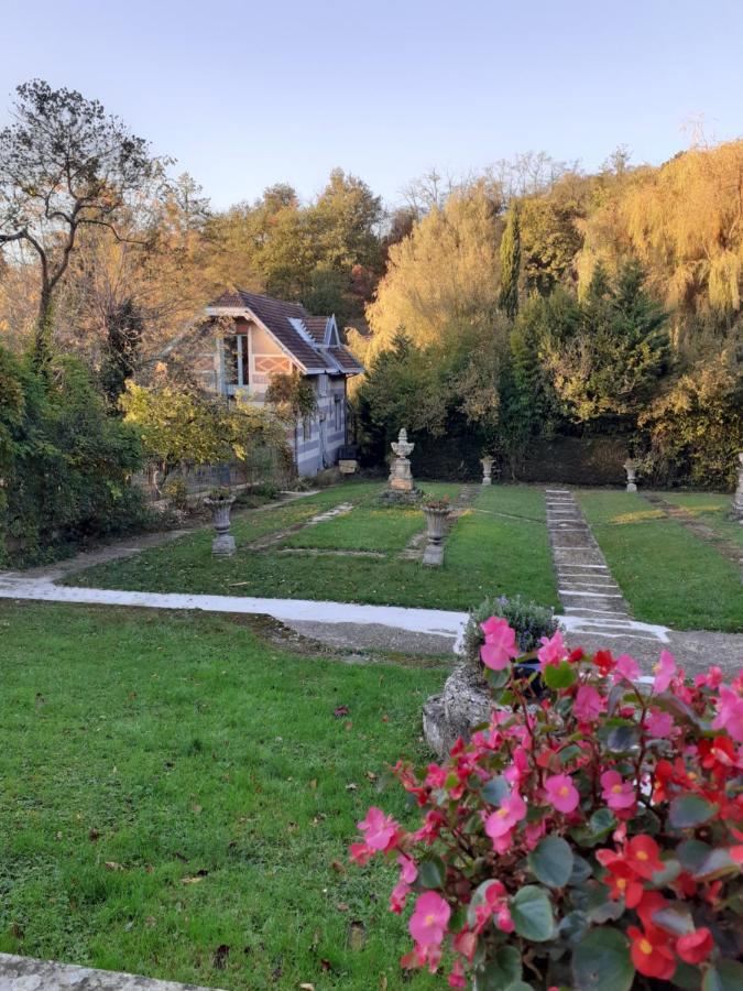 Bed and Breakfast La Fee Des Eaux Vernaison Exterior foto